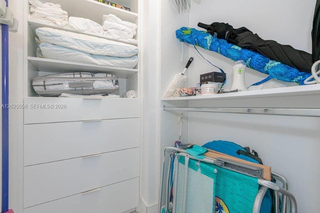 Roney Palace · #811 in Miami Beach - Photo 22