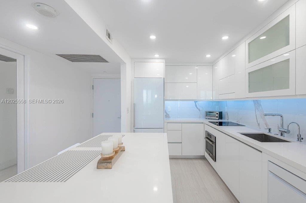 Roney Palace · #811 in Miami Beach - Photo 18