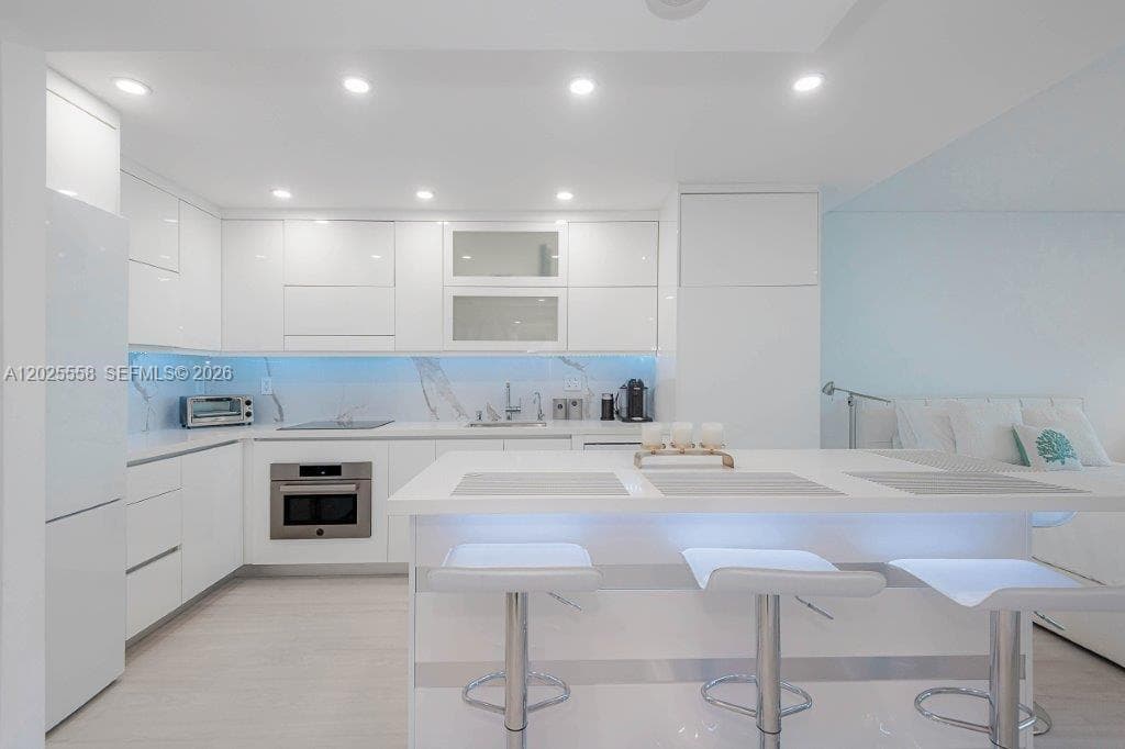 Roney Palace · #811 in Miami Beach - Photo 19