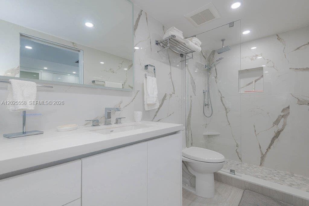 Roney Palace · #811 in Miami Beach - Photo 21