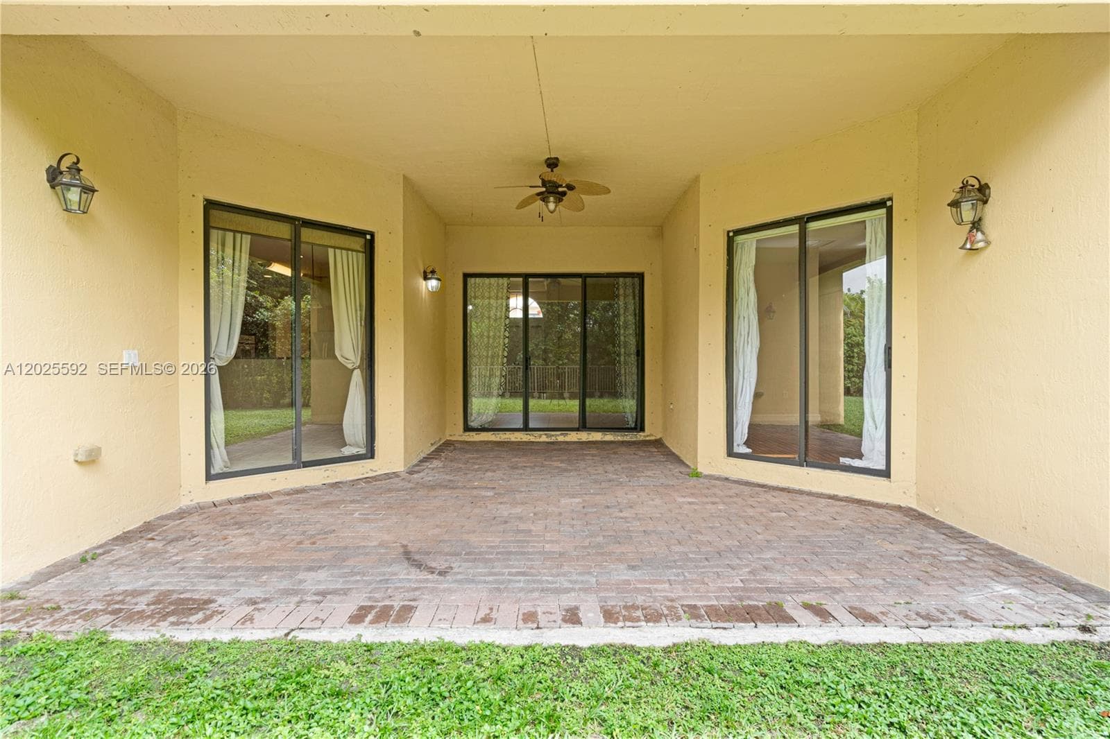 18724 SW 76 CT photo 6