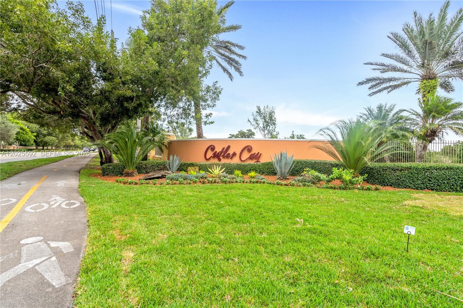 18724 SW 76 CT photo 34
