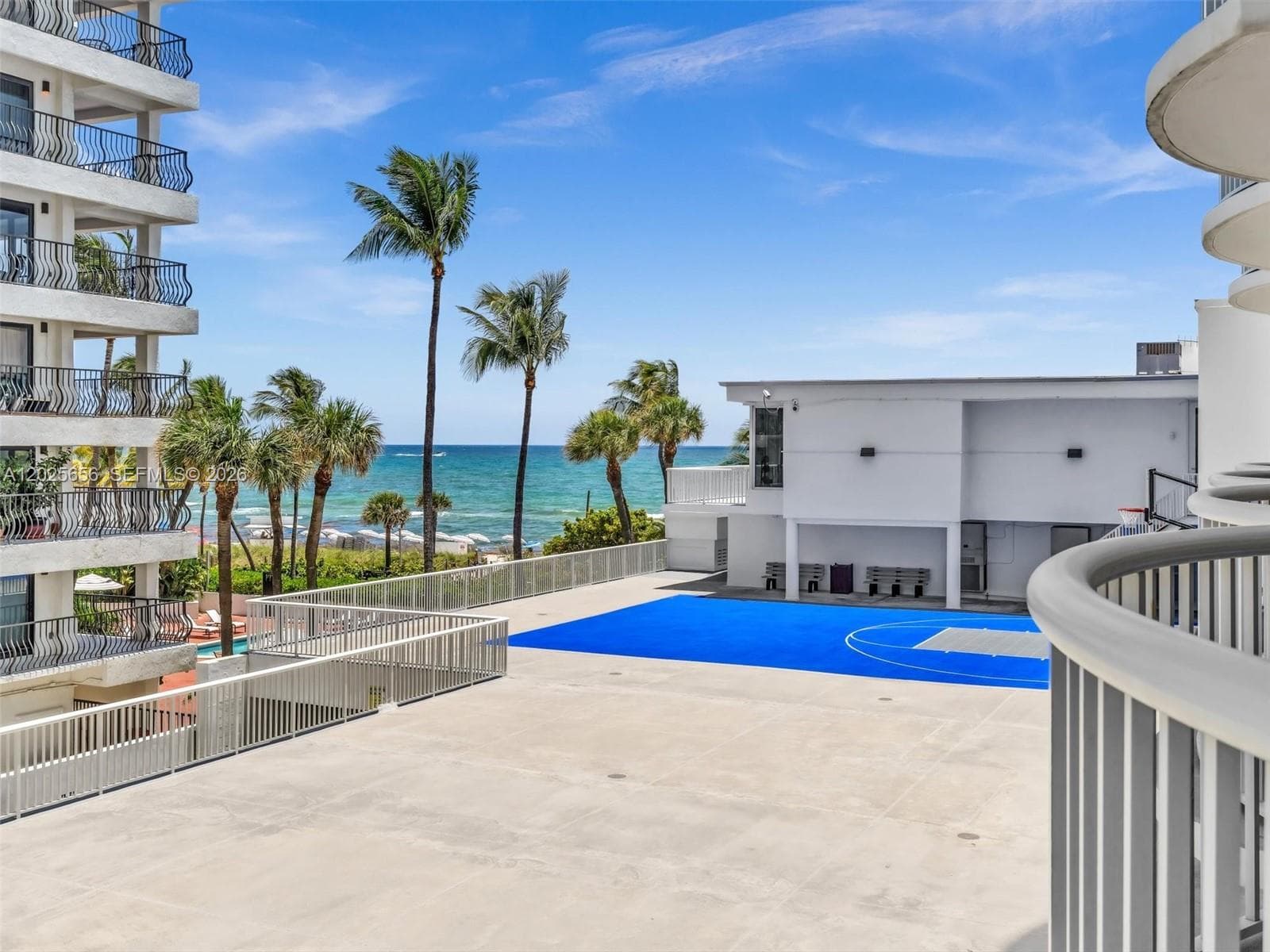 THE CARRIAGE HOUSE · #107 in Miami Beach - Photo 23
