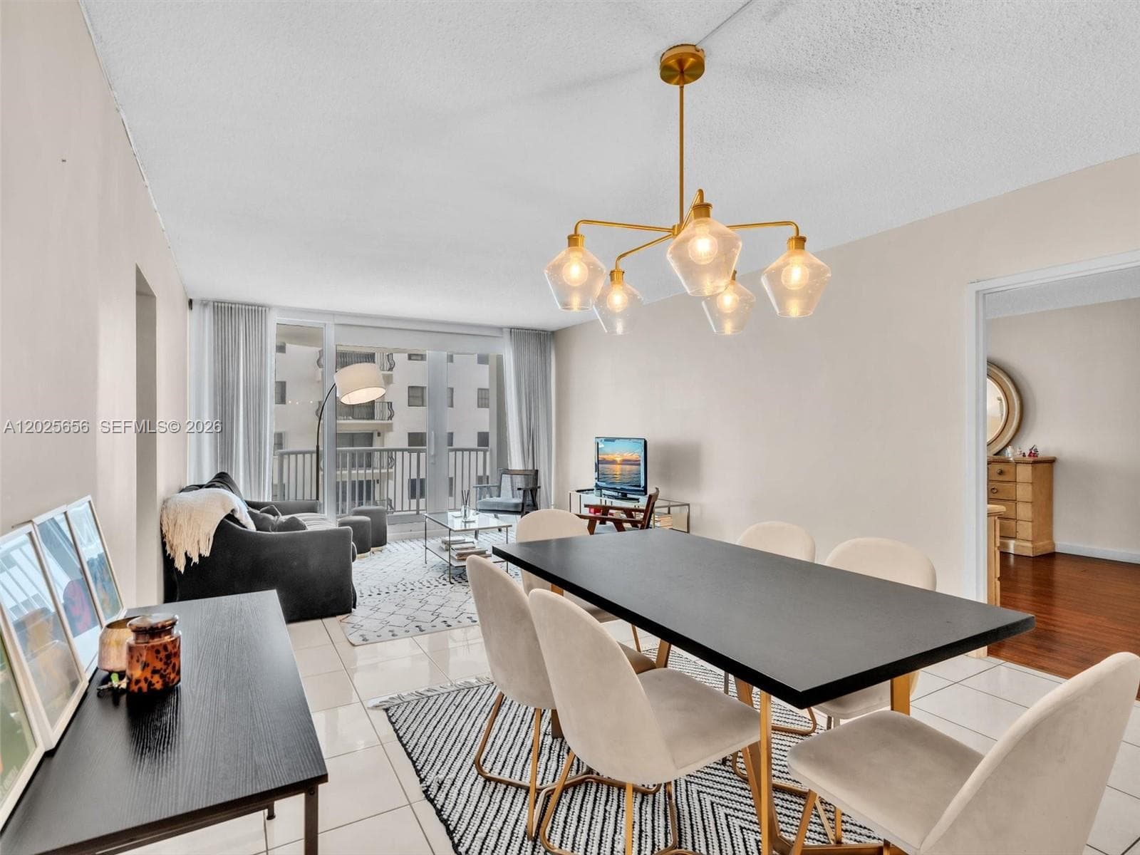THE CARRIAGE HOUSE · #107 in Miami Beach - Photo 5