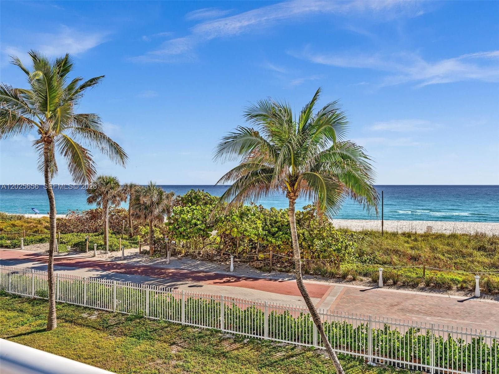 THE CARRIAGE HOUSE · #107 in Miami Beach - Photo 30