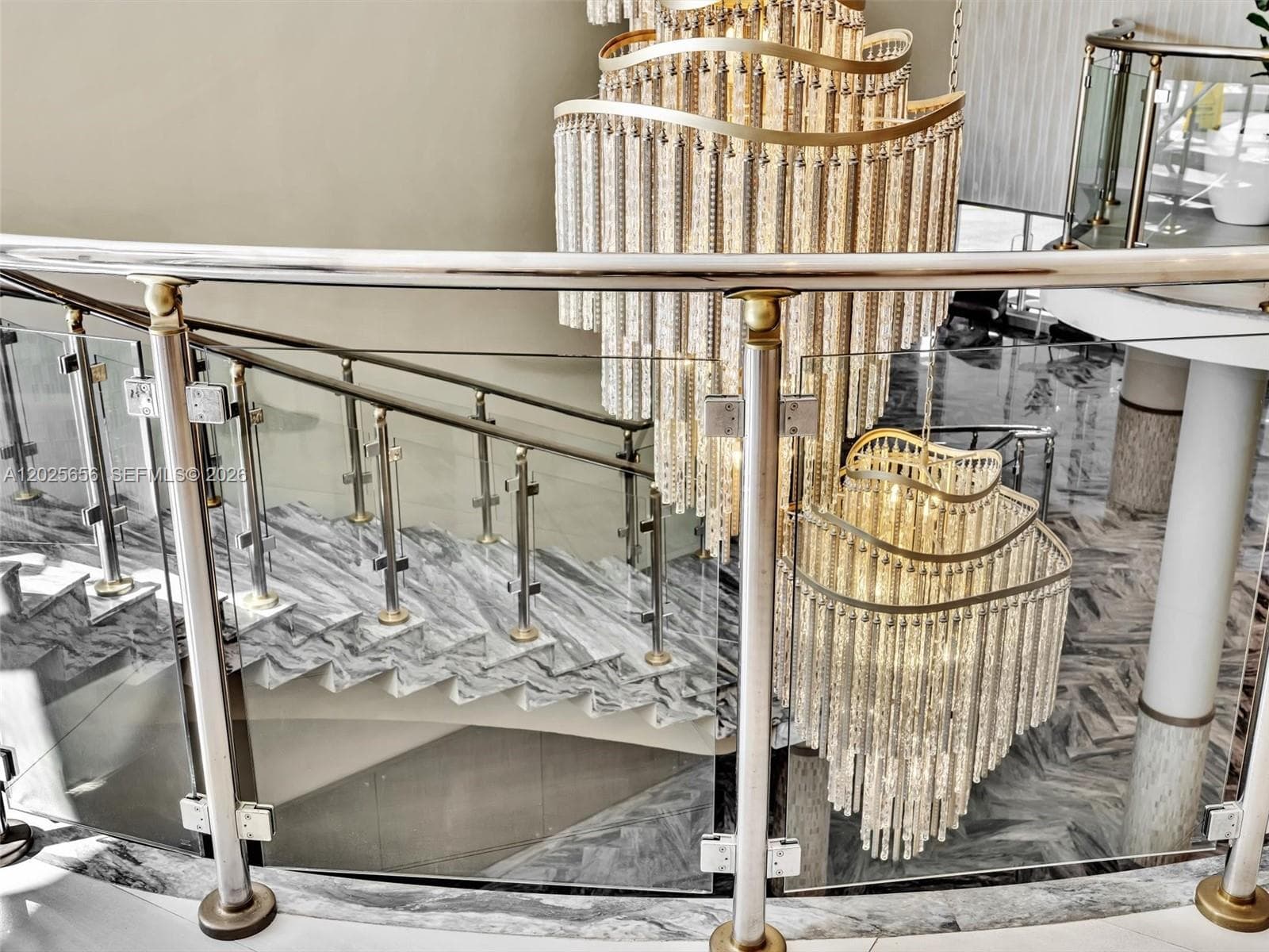 THE CARRIAGE HOUSE · #107 in Miami Beach - Photo 39