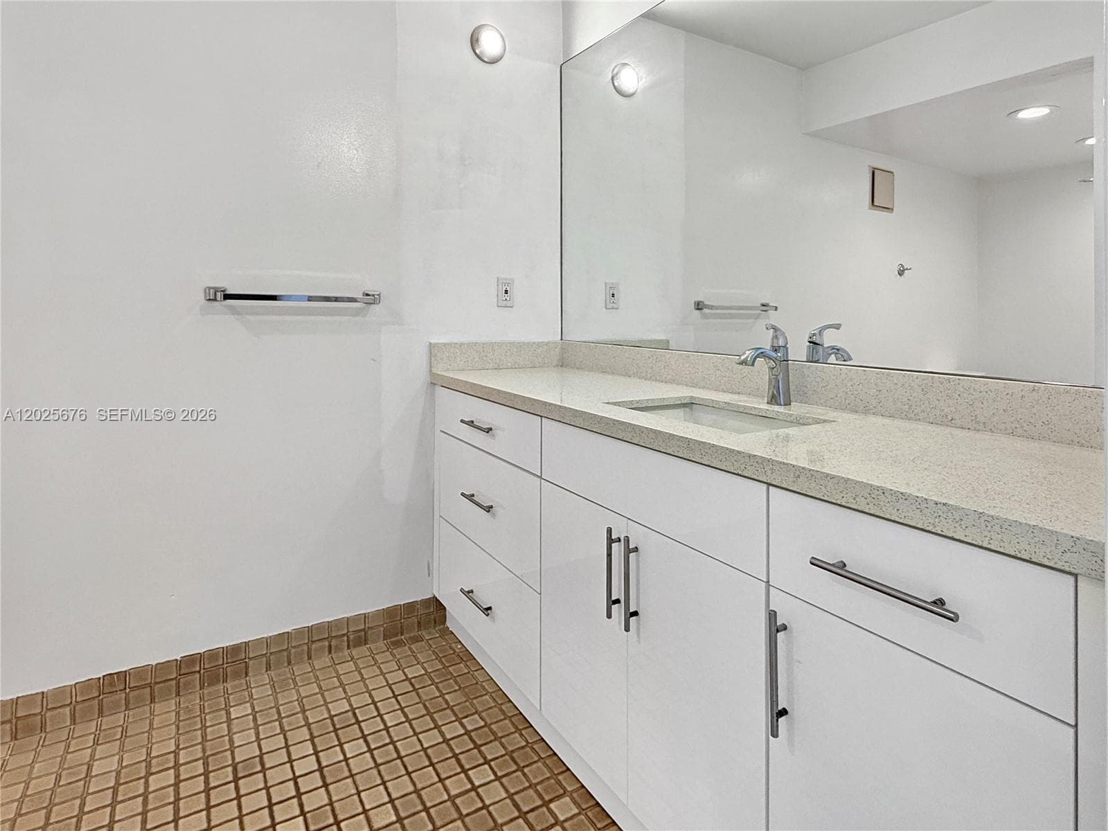 DORAL OAKS · #209 in Doral - Photo 7