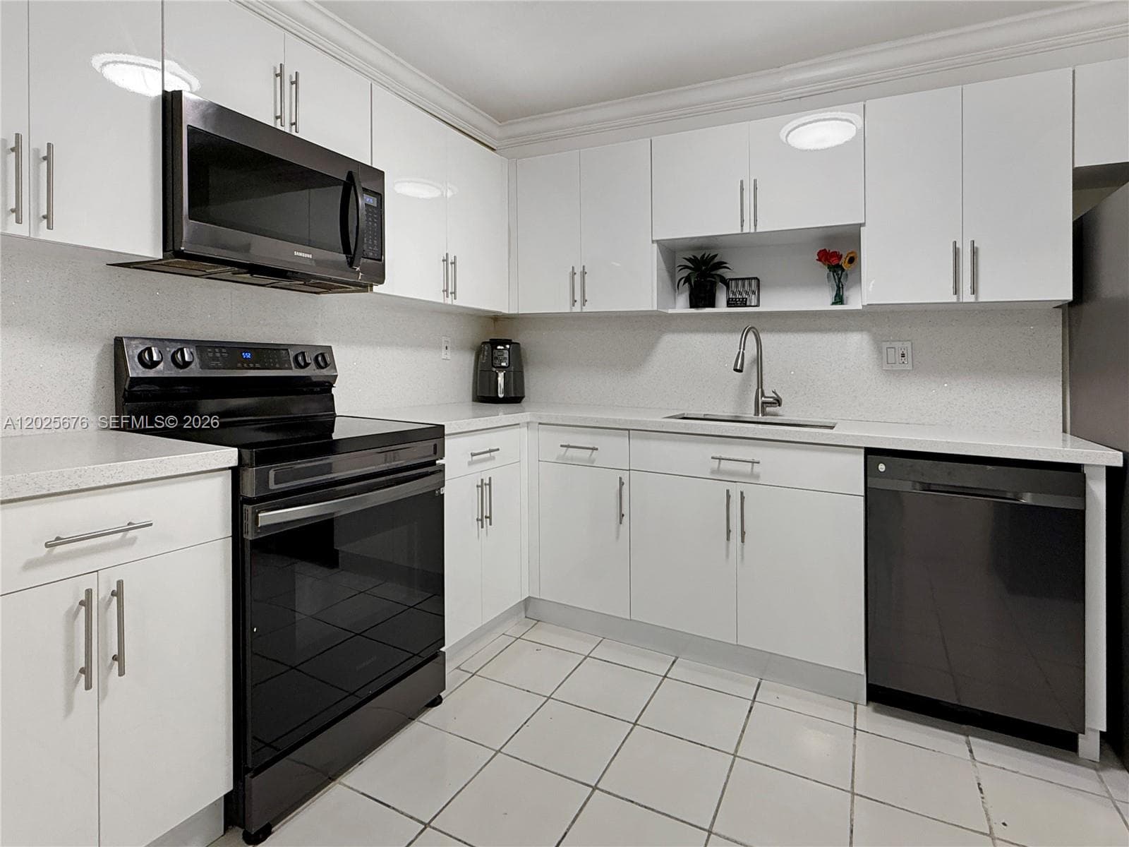 DORAL OAKS · #209 in Doral - Photo 3