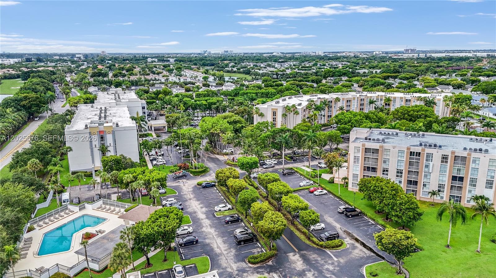 DORAL OAKS · #209 in Doral - Photo 14