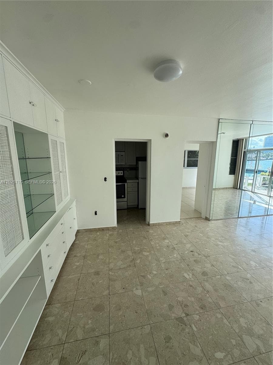 HARBOUR BAY CONDO · #C1 in Bay Harbor Islands - Photo 6