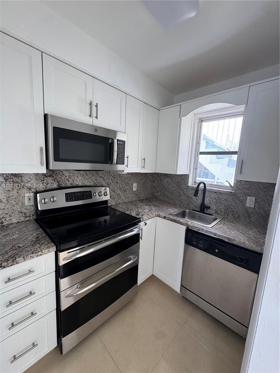 HARBOUR BAY CONDO · #B3 in Bay Harbor Islands - Photo 7