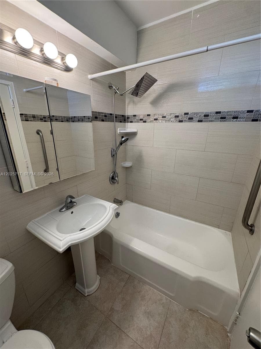 HARBOUR BAY CONDO · #B3 in Bay Harbor Islands - Photo 11
