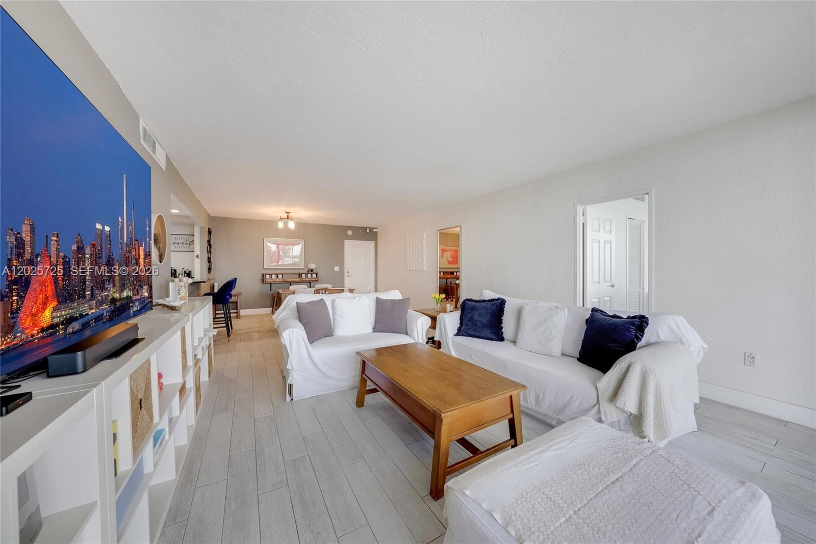 ISLAND POINTE CONDO · #4R in Bay Harbor Islands - Photo 10