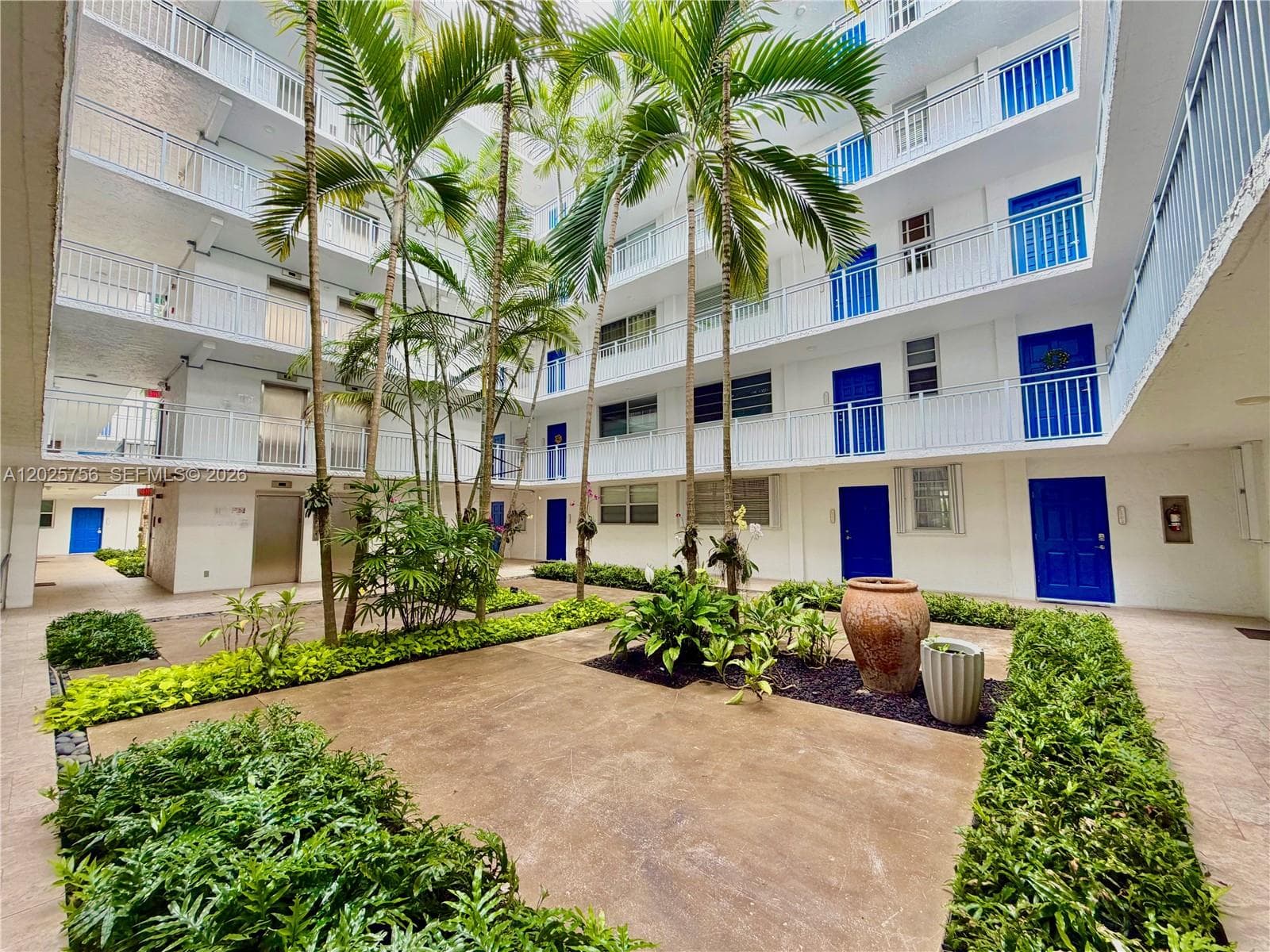 Banyan Bay Apartments · #C512 in Miami - Photo 6