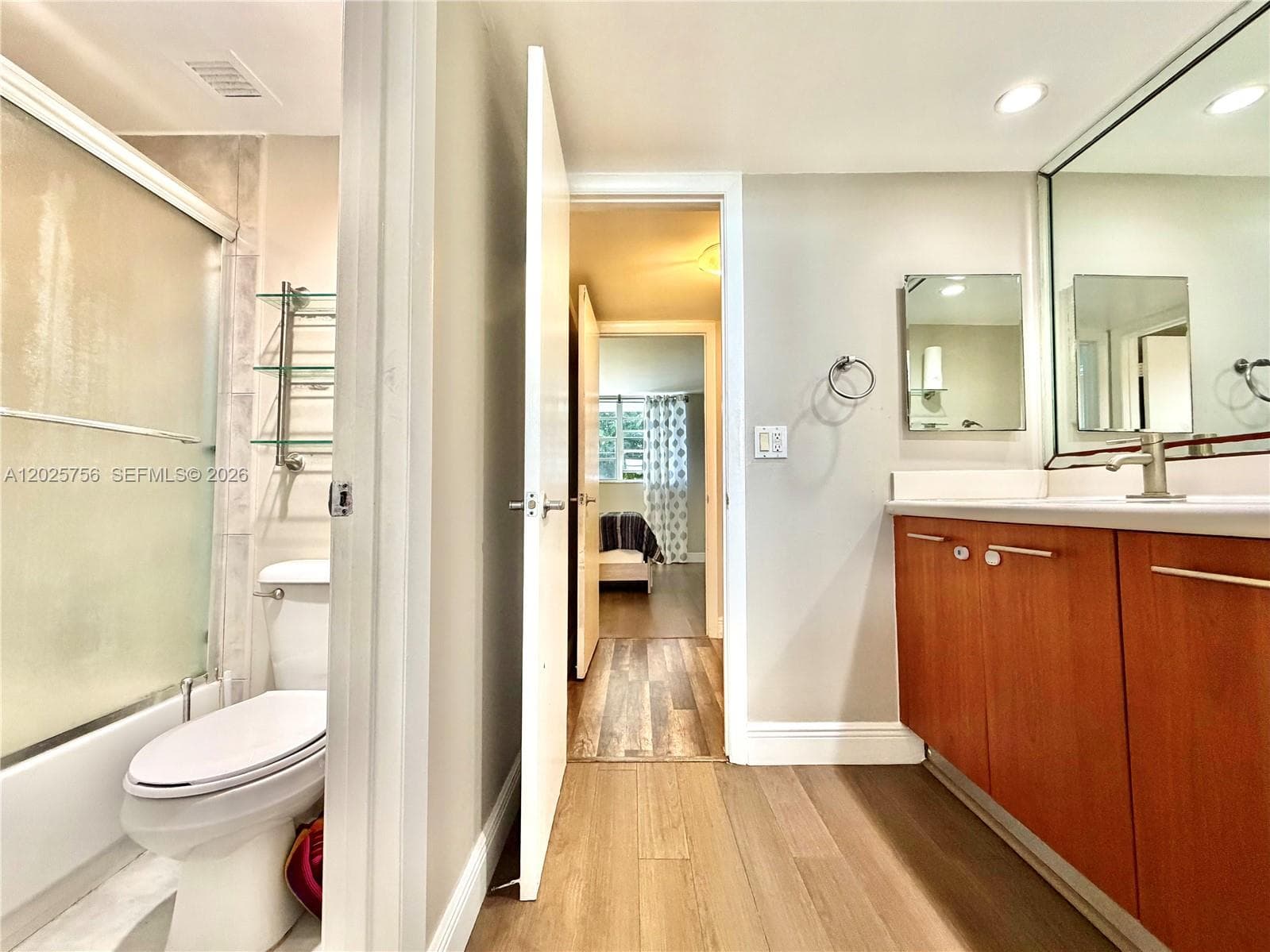 Banyan Bay Apartments · #C512 in Miami - Photo 18