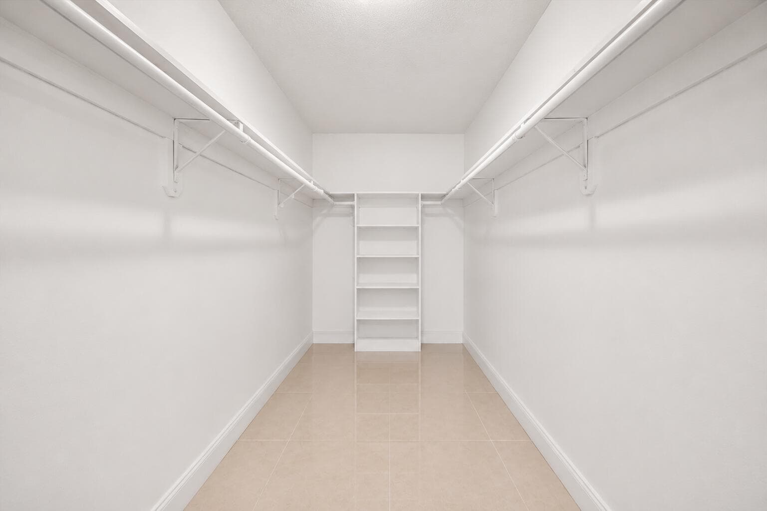 VS Closet