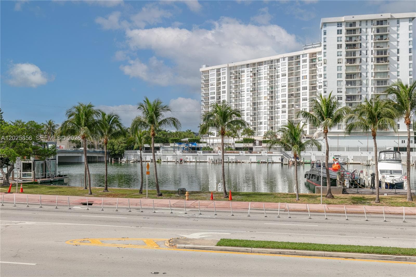 WATERSIDE CONDO · #6 in Miami Beach - Photo 13