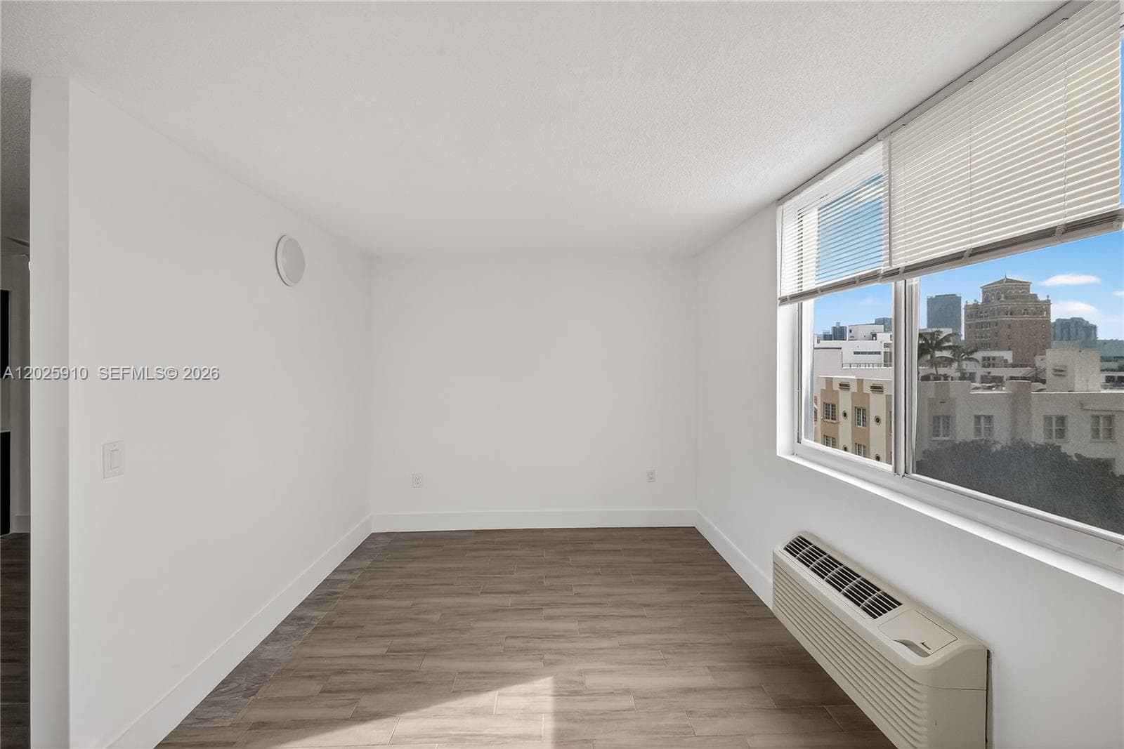 Islander Condominium · #504 in Miami Beach - Photo 16