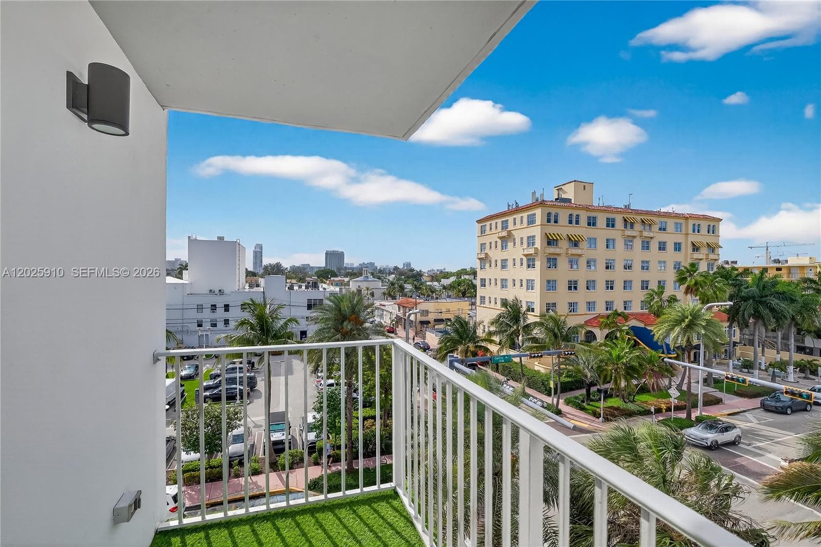 Islander Condominium · #504 in Miami Beach - Photo 22