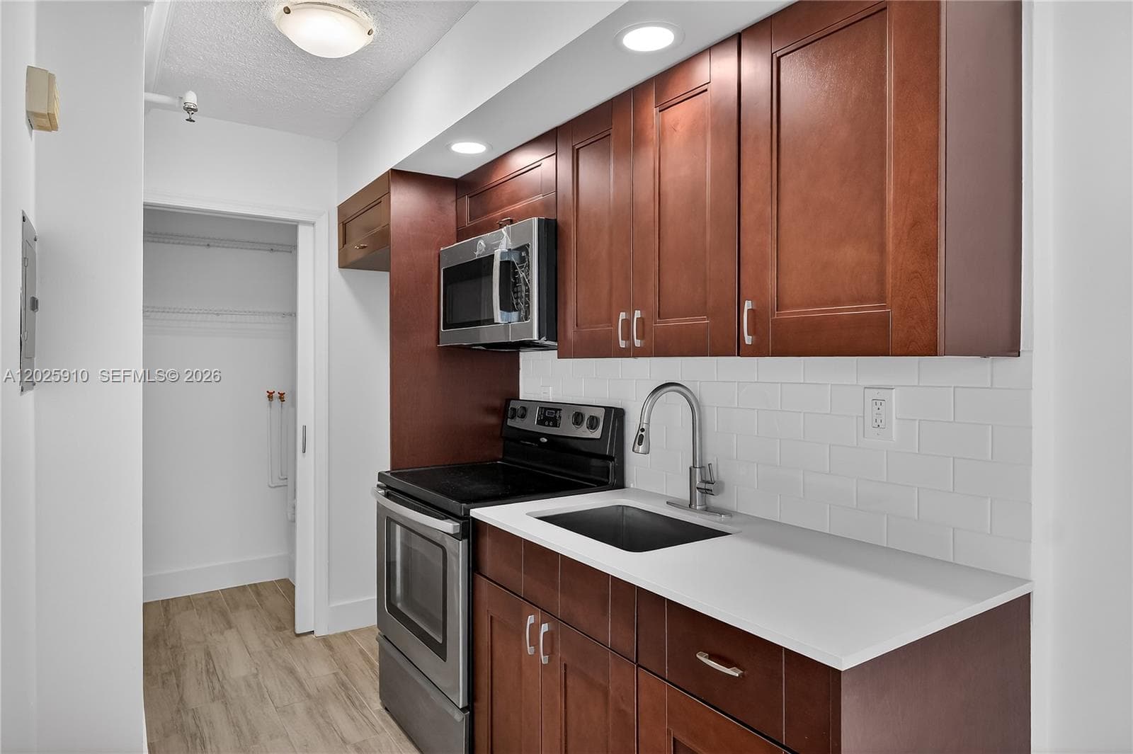 Islander Condominium · #504 in Miami Beach - Photo 10