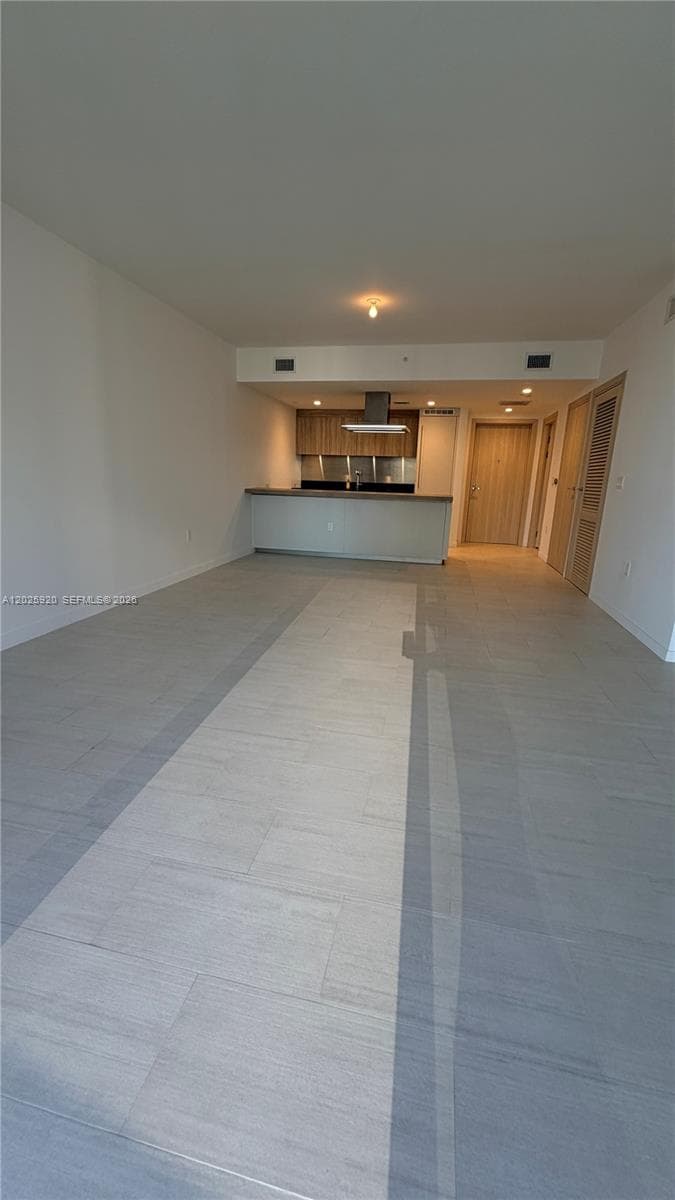 Brickell Flatiron · #2014 in Miami - Photo 22
