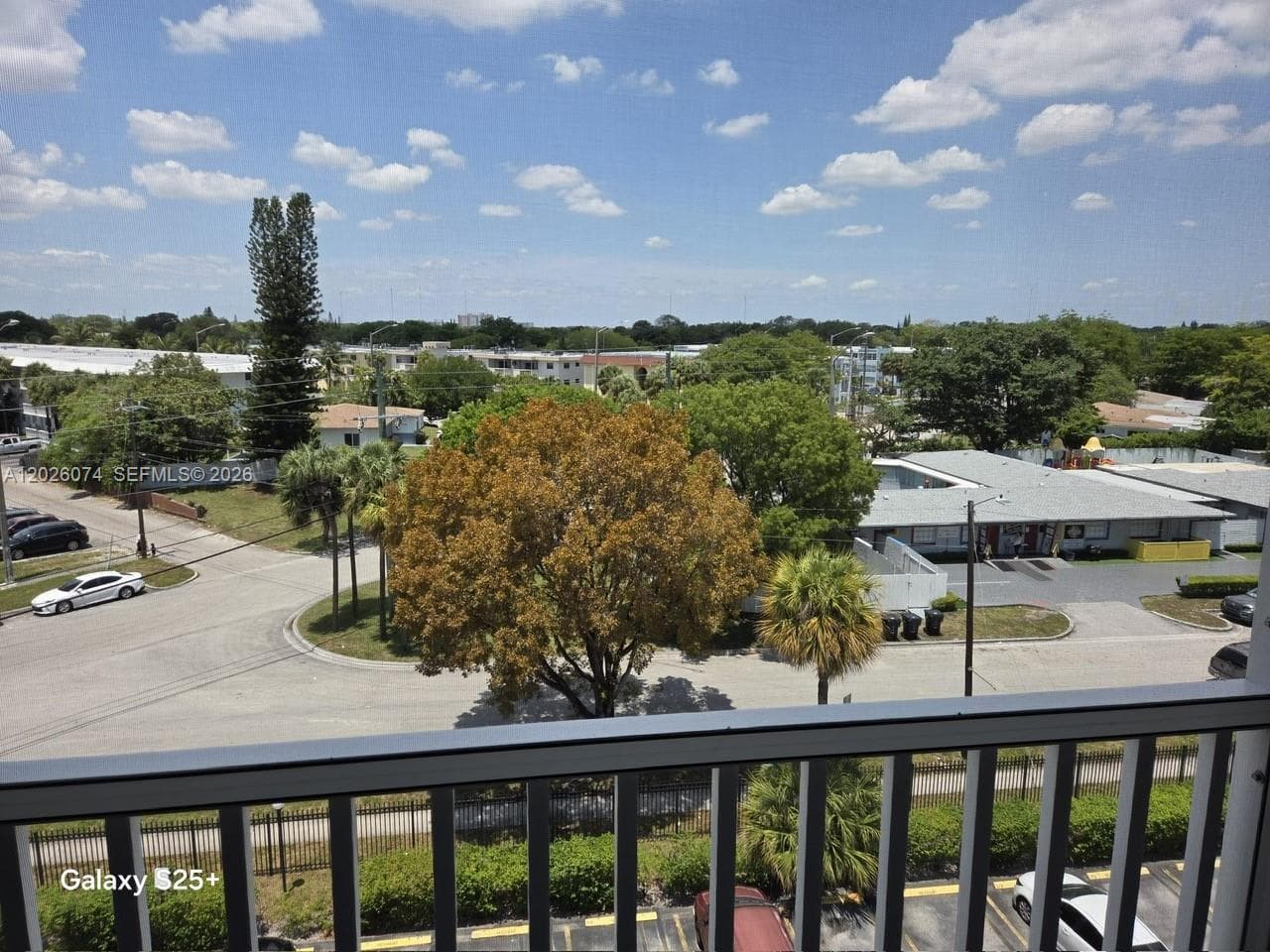 WOODSIDE APTS CONDO · #B601 in North Miami Beach - Photo 3