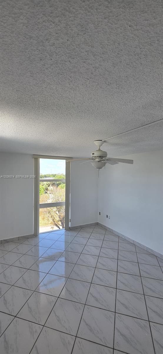 WOODSIDE APTS CONDO · #B601 in North Miami Beach - Photo 14