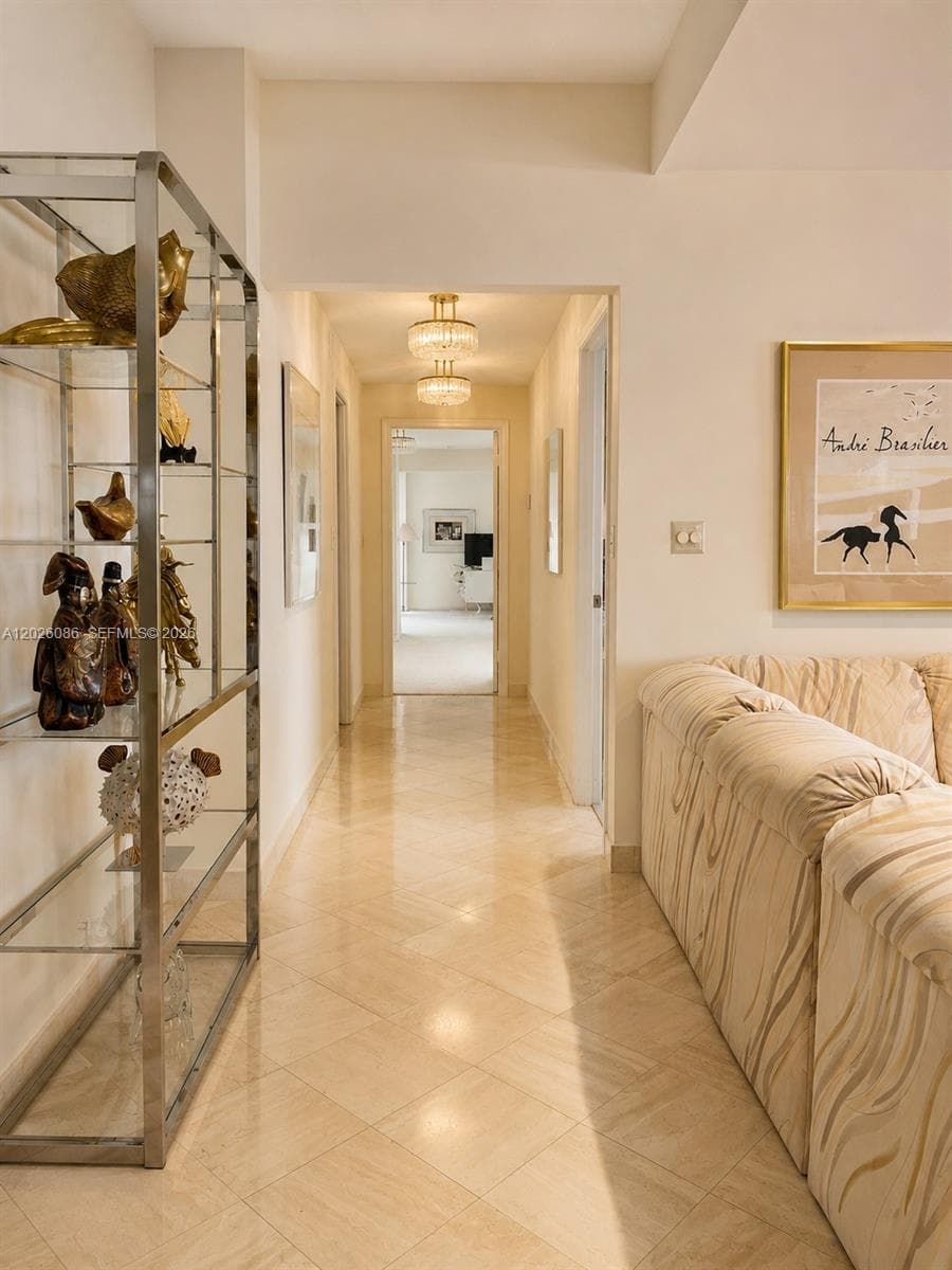 Prince George · #21A in Hallandale Beach - Photo 13