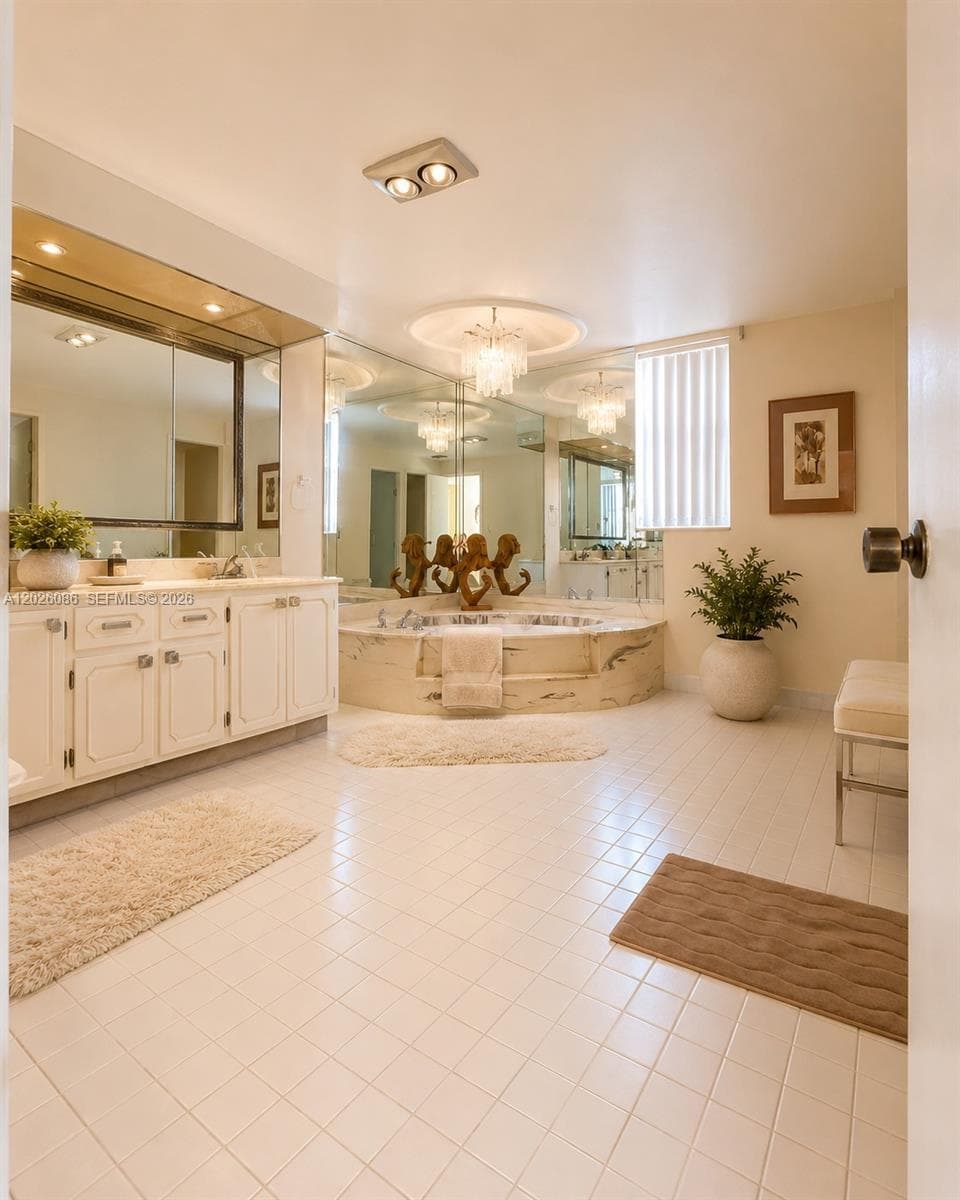 Prince George · #21A in Hallandale Beach - Photo 17