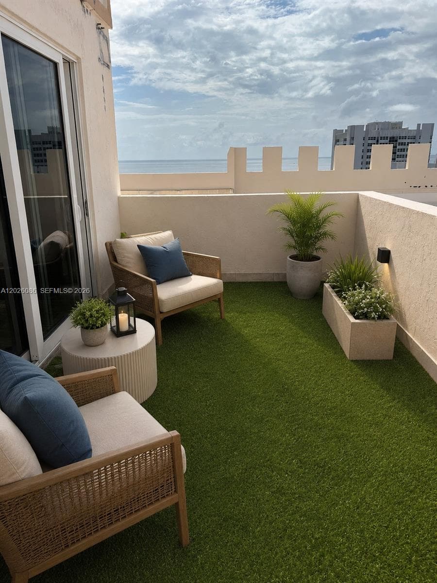 Prince George · #21A in Hallandale Beach - Photo 22