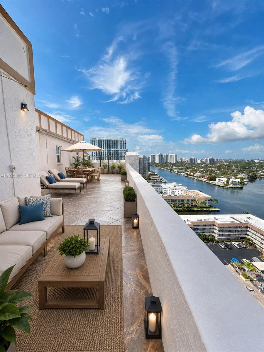 Prince George · #21A in Hallandale Beach - Photo 1