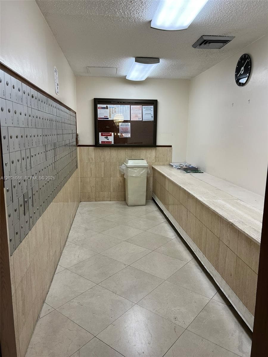 Prince George · #21A in Hallandale Beach - Photo 25