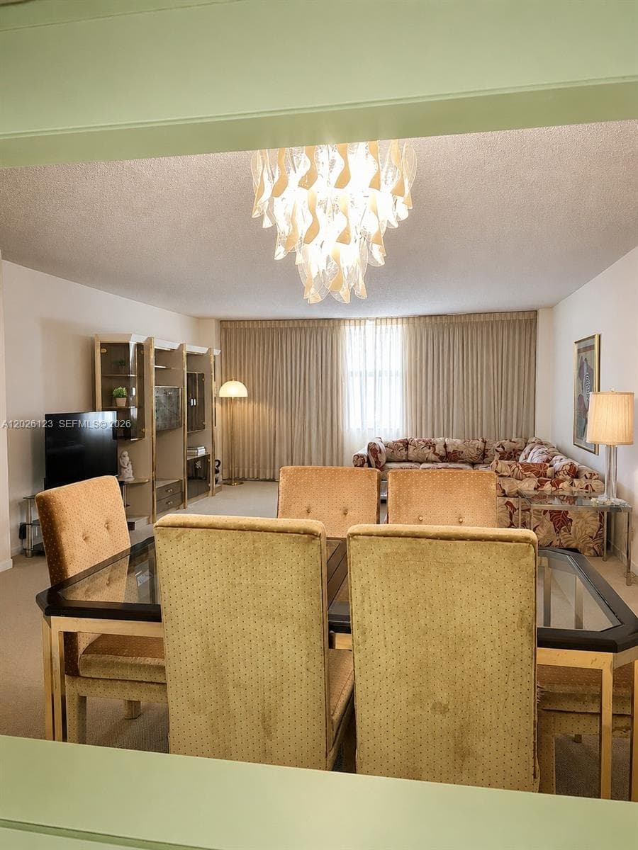 Prince George · #2G in Hallandale Beach - Photo 2