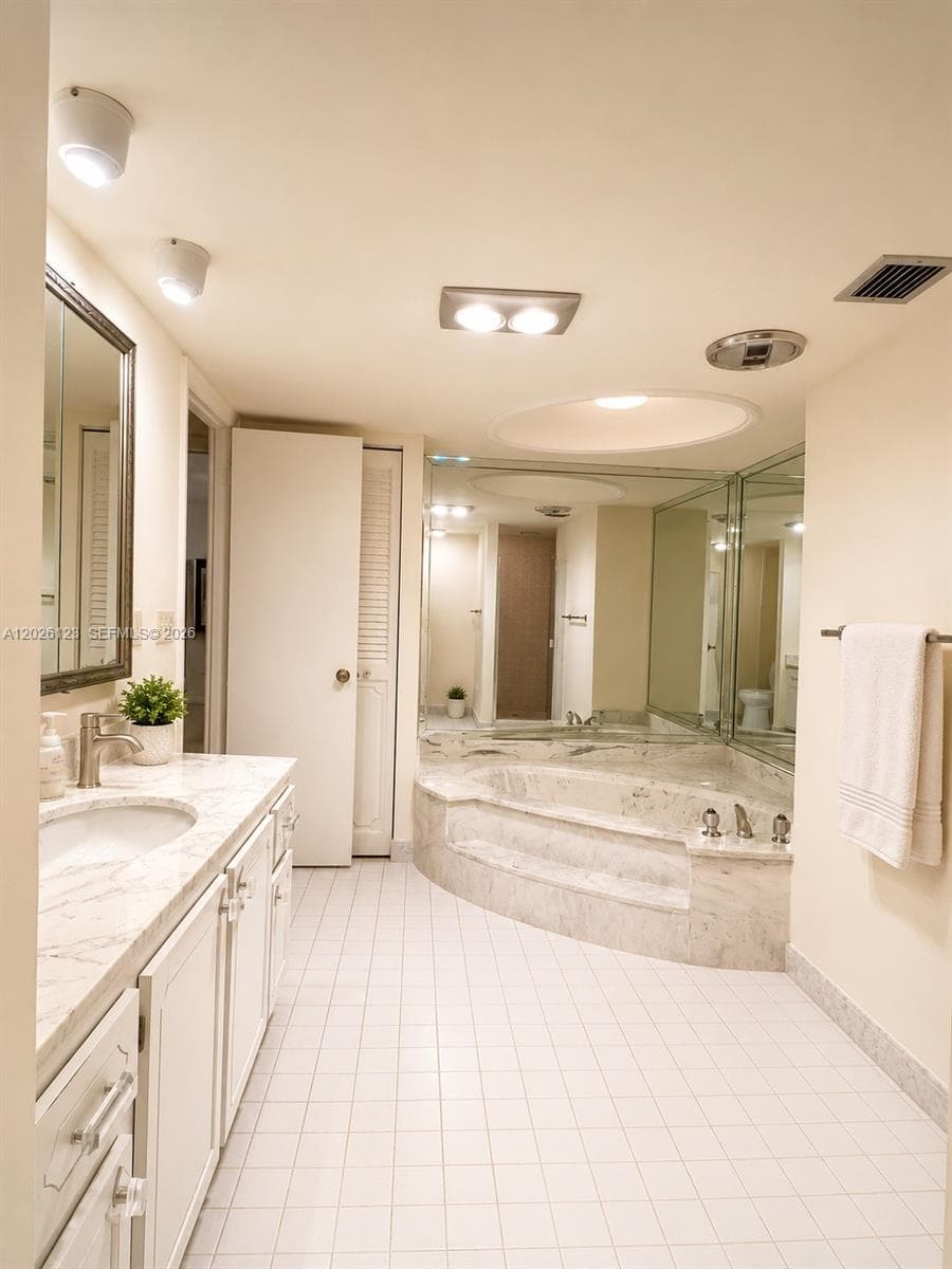 Prince George · #2G in Hallandale Beach - Photo 8