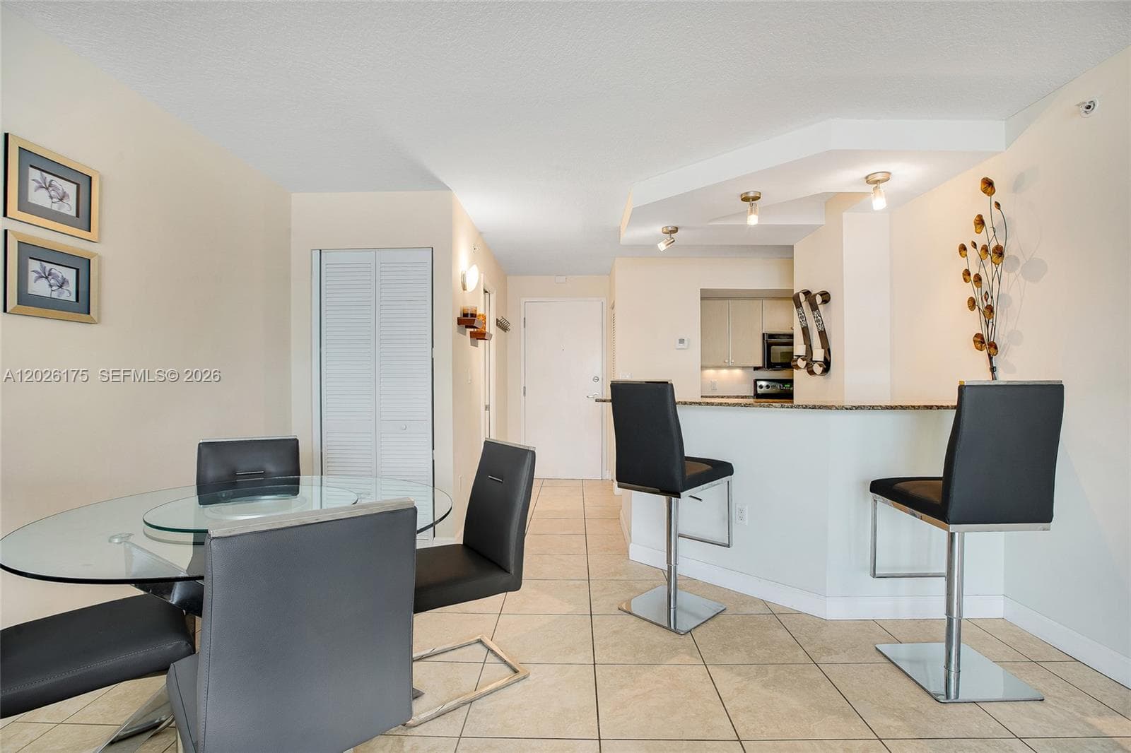 THE COLLINS CONDO · #1608 in Miami Beach - Photo 11