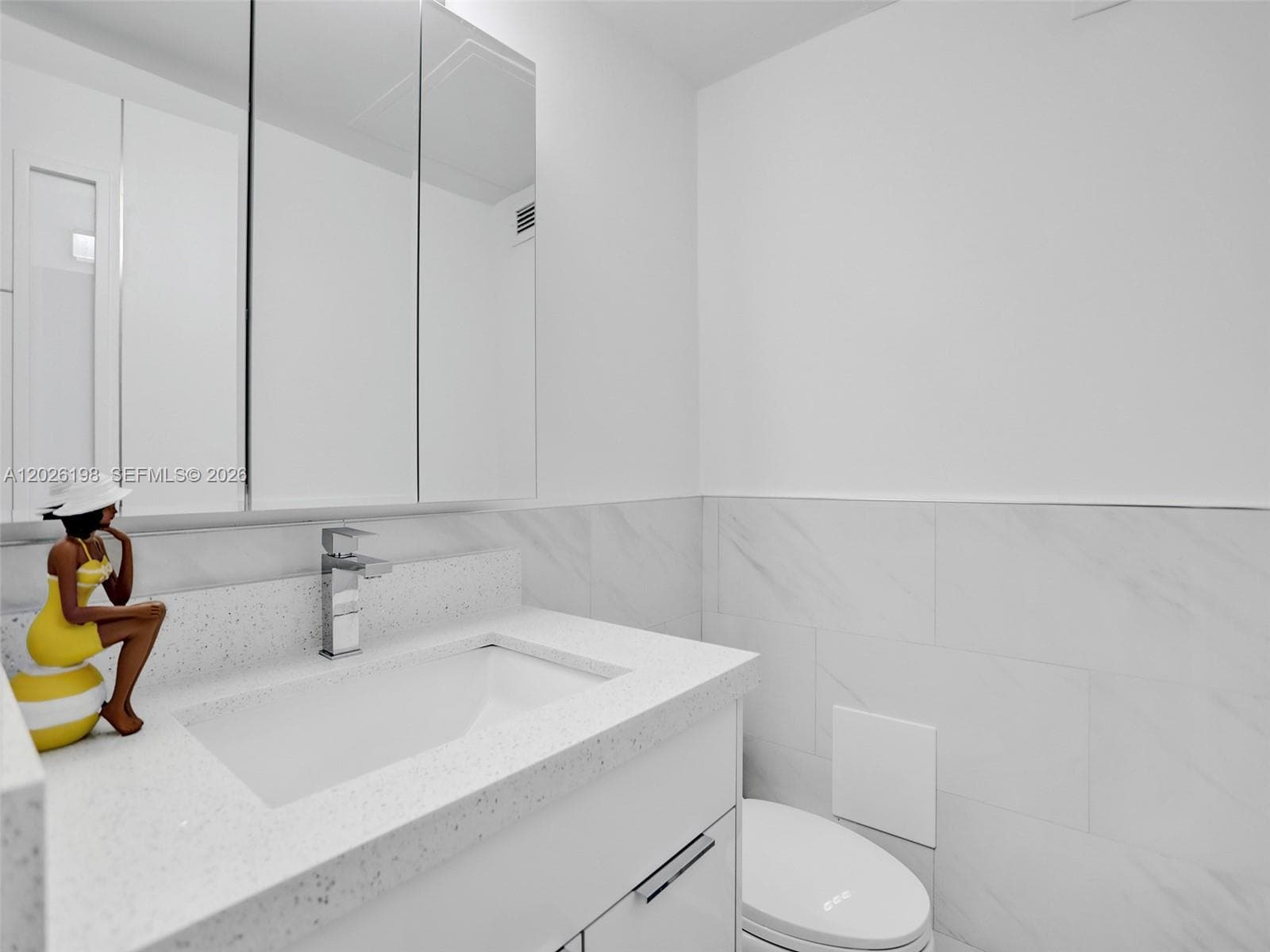 WAVE CONDO · #639 (available Sep 22) in Hollywood - Photo 12