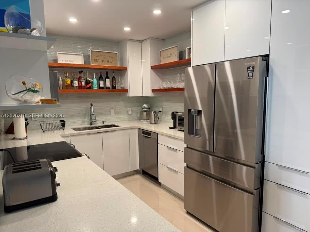OLYMPUS CONDO PHASE · #2518 in Hallandale Beach - Photo 13