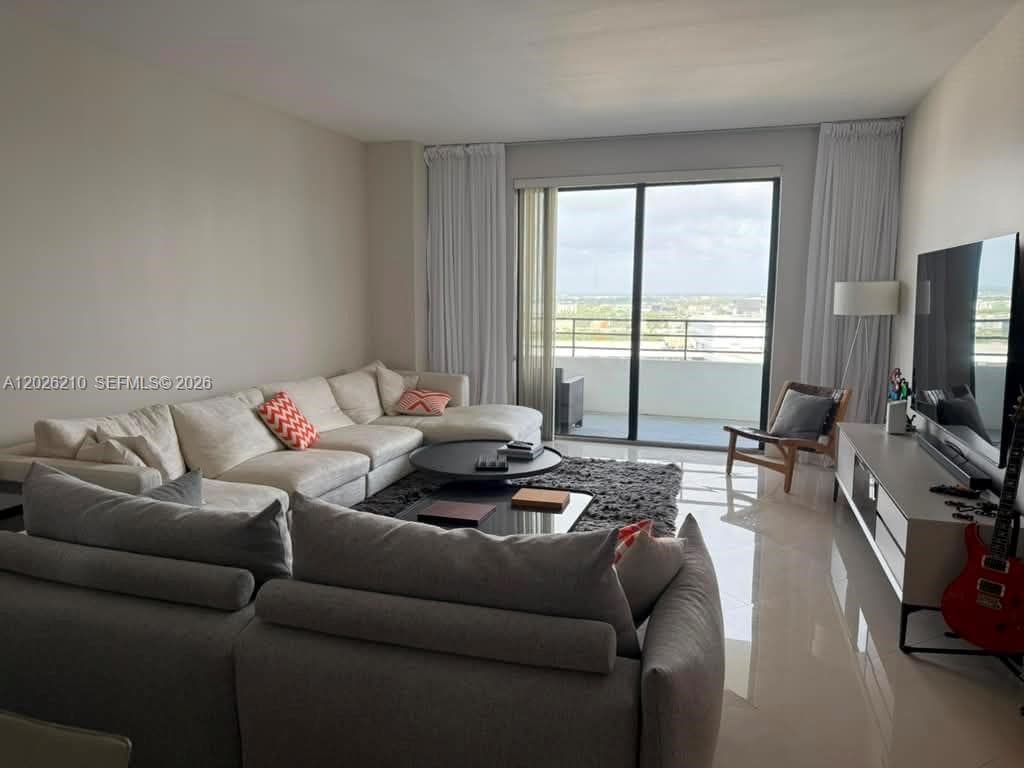 OLYMPUS CONDO PHASE · #2518 in Hallandale Beach - Photo 3