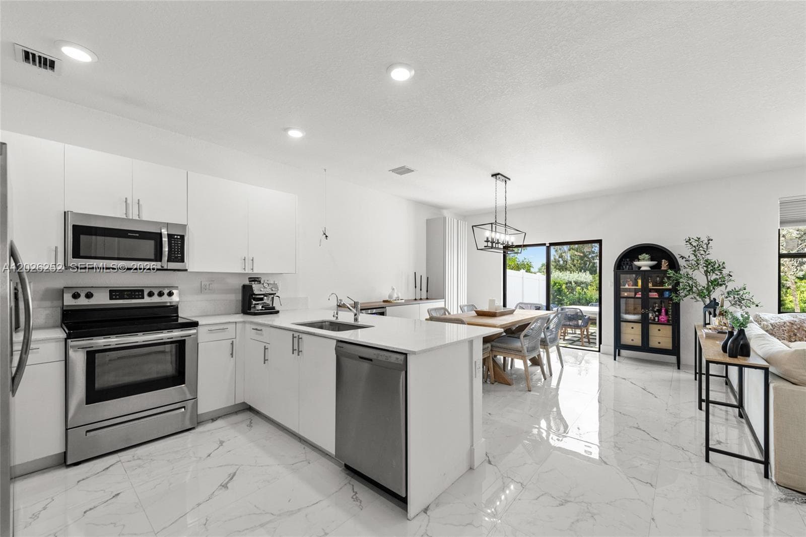 577 NW 204th St photo 9