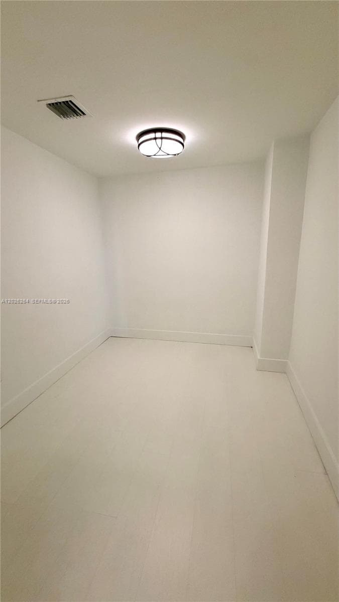 Imperial House · #15B in Miami Beach - Photo 26