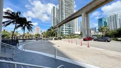 NEO VERTIKA CONDO · #1908 in Miami - Photo 4