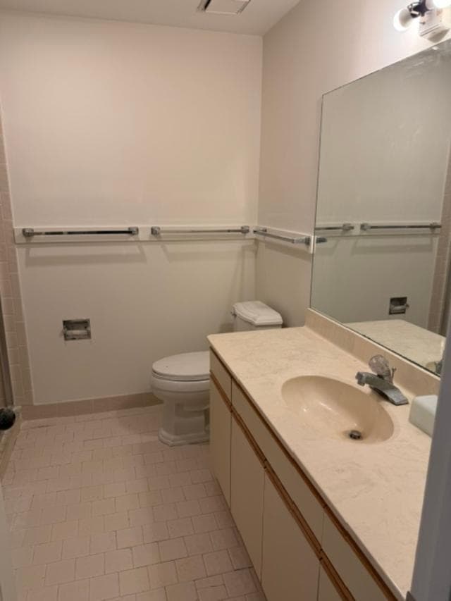guest bath with shower