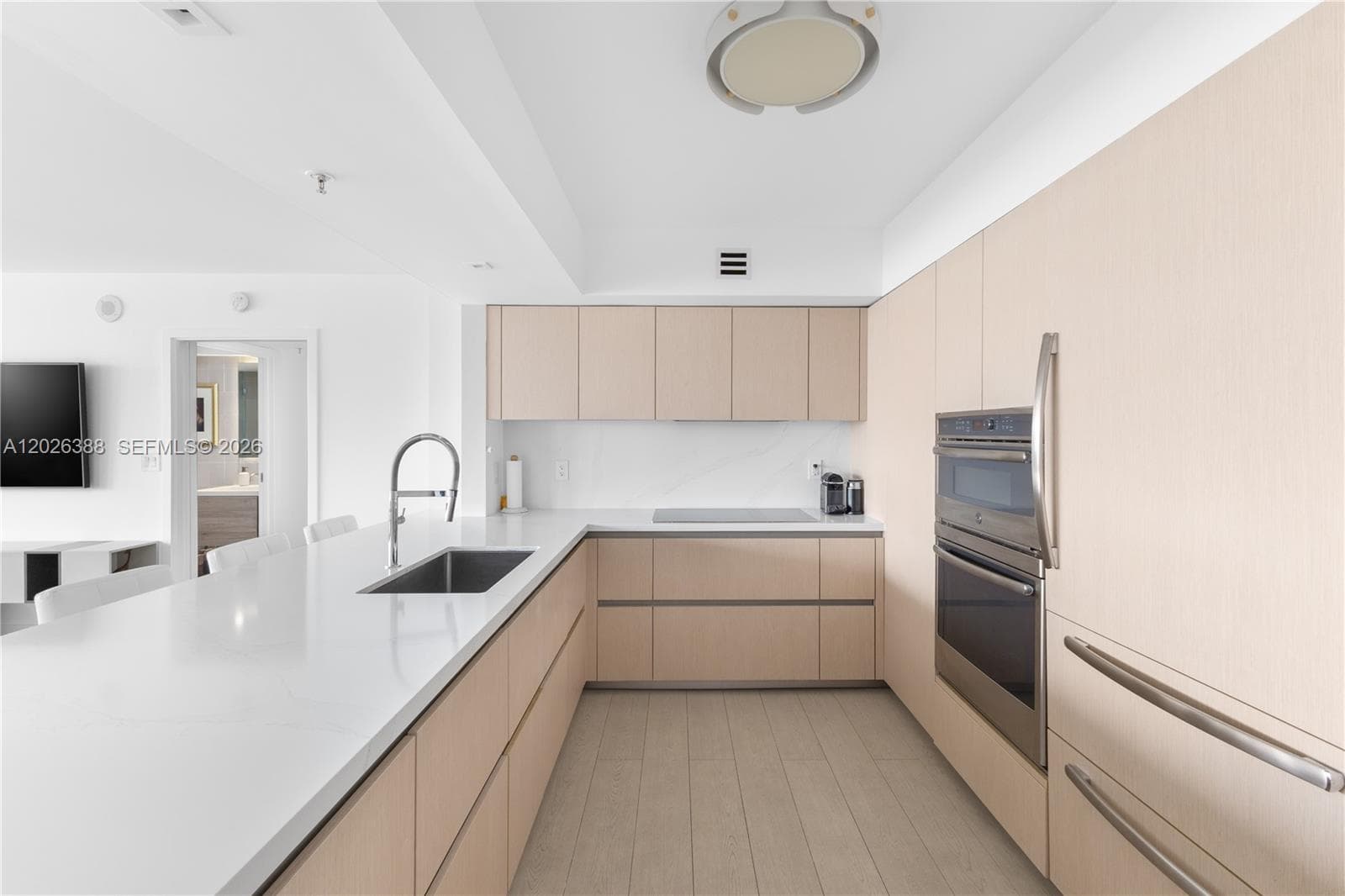 Sunset Harbour South · #1612 in Miami Beach - Photo 12