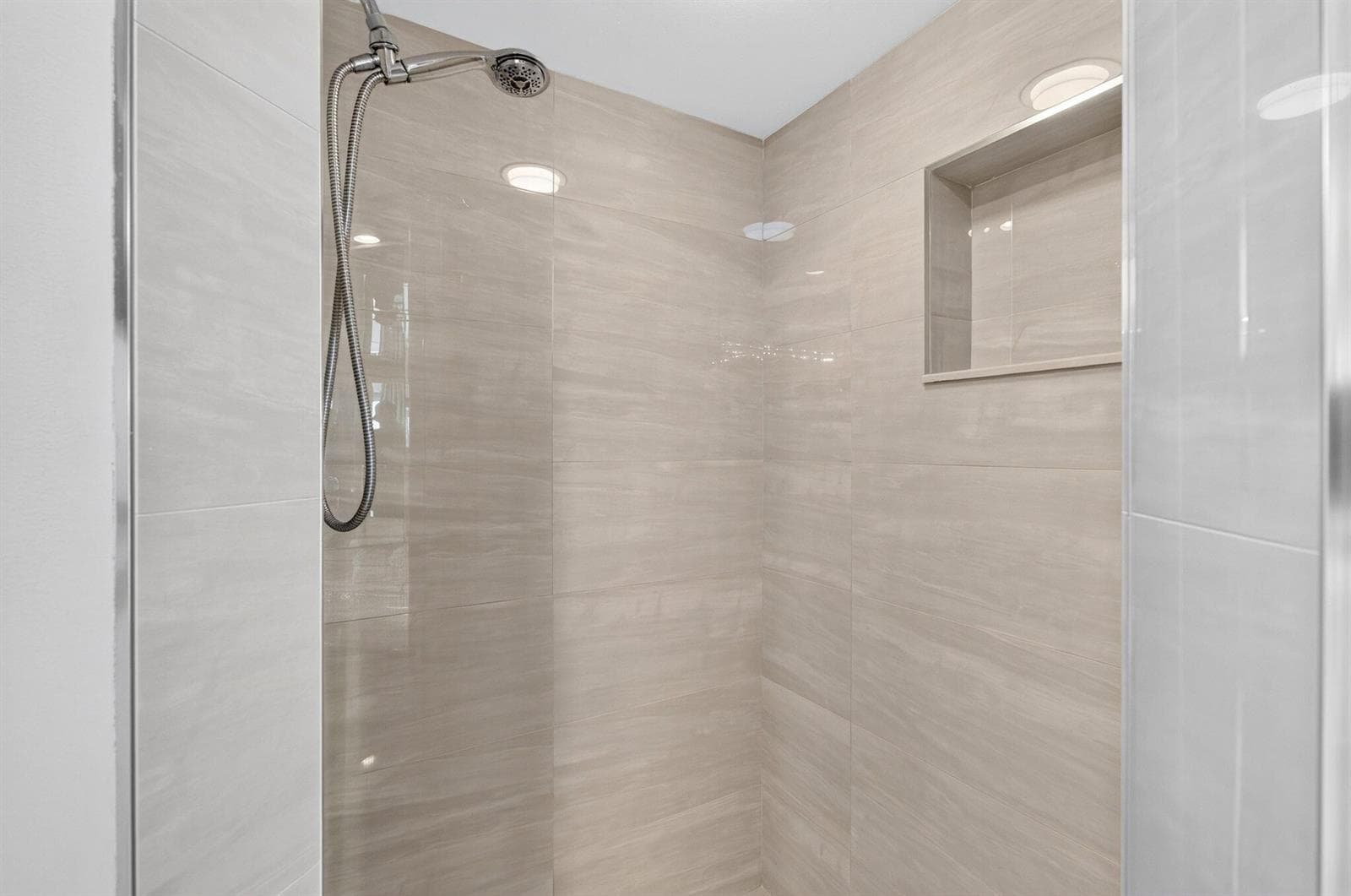 3rd Bedroom Shower
