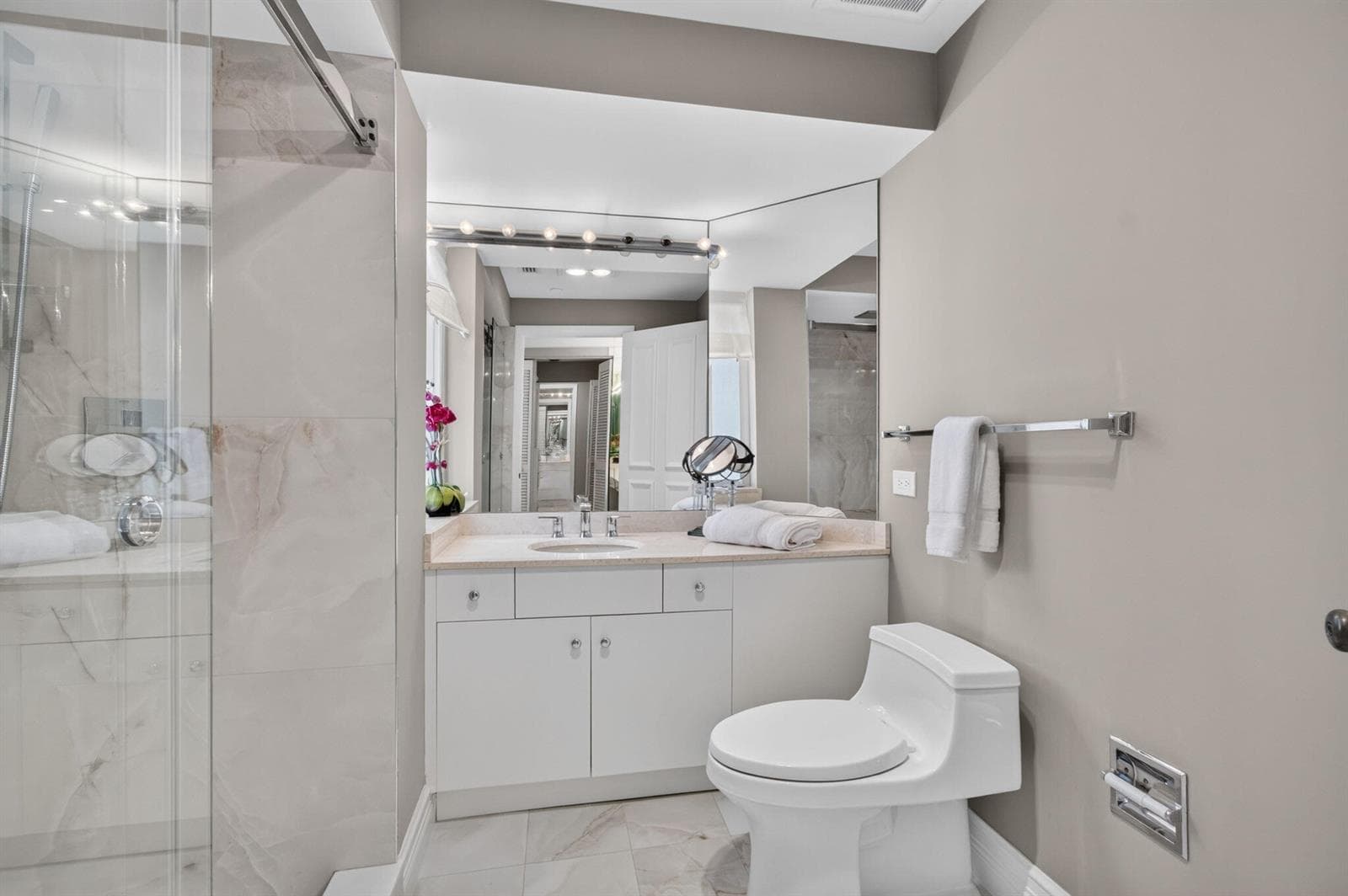 Lady's Bathroom