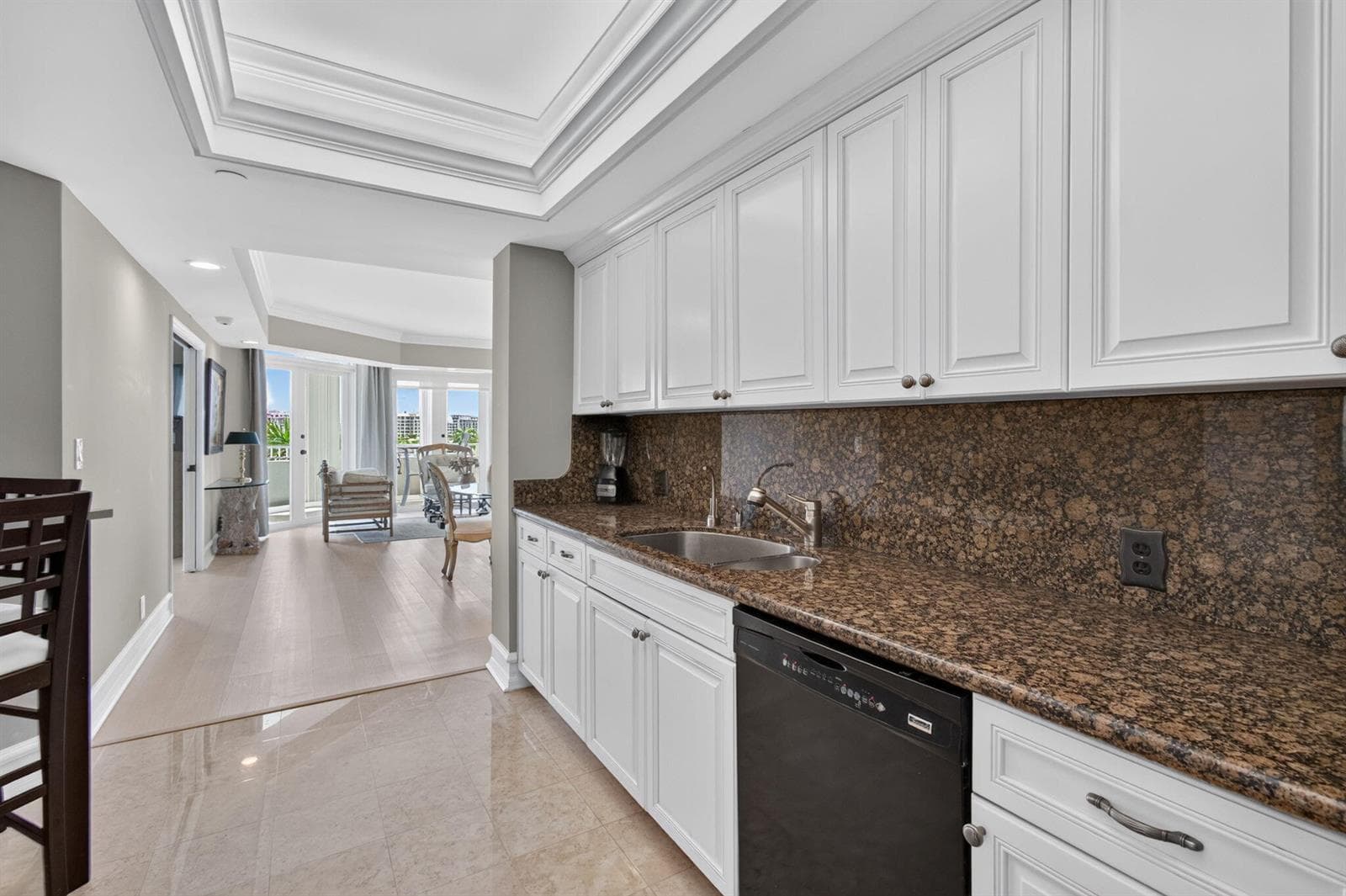 Bright Kitchen
