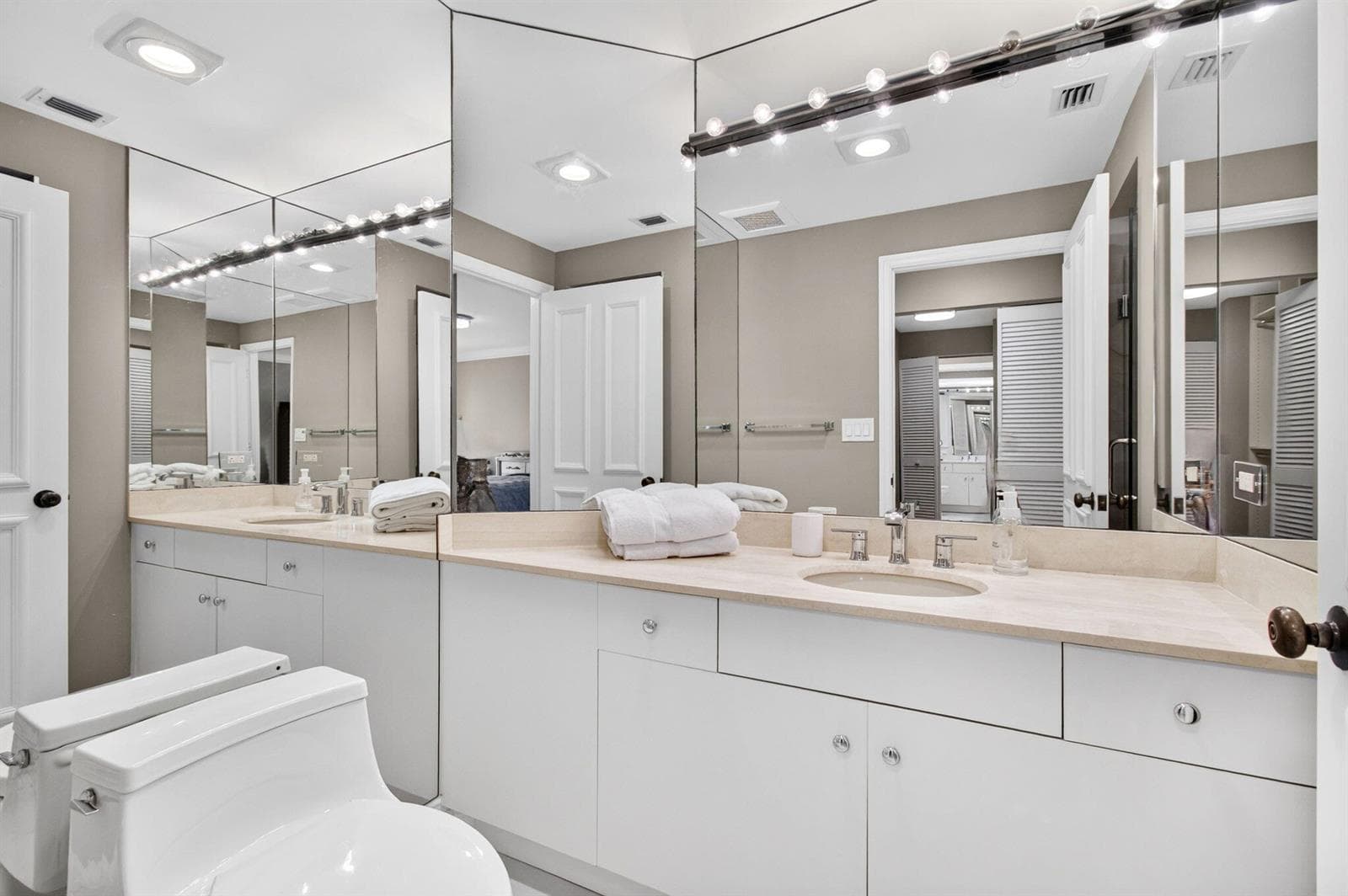 2nd Bedroom Bathroom