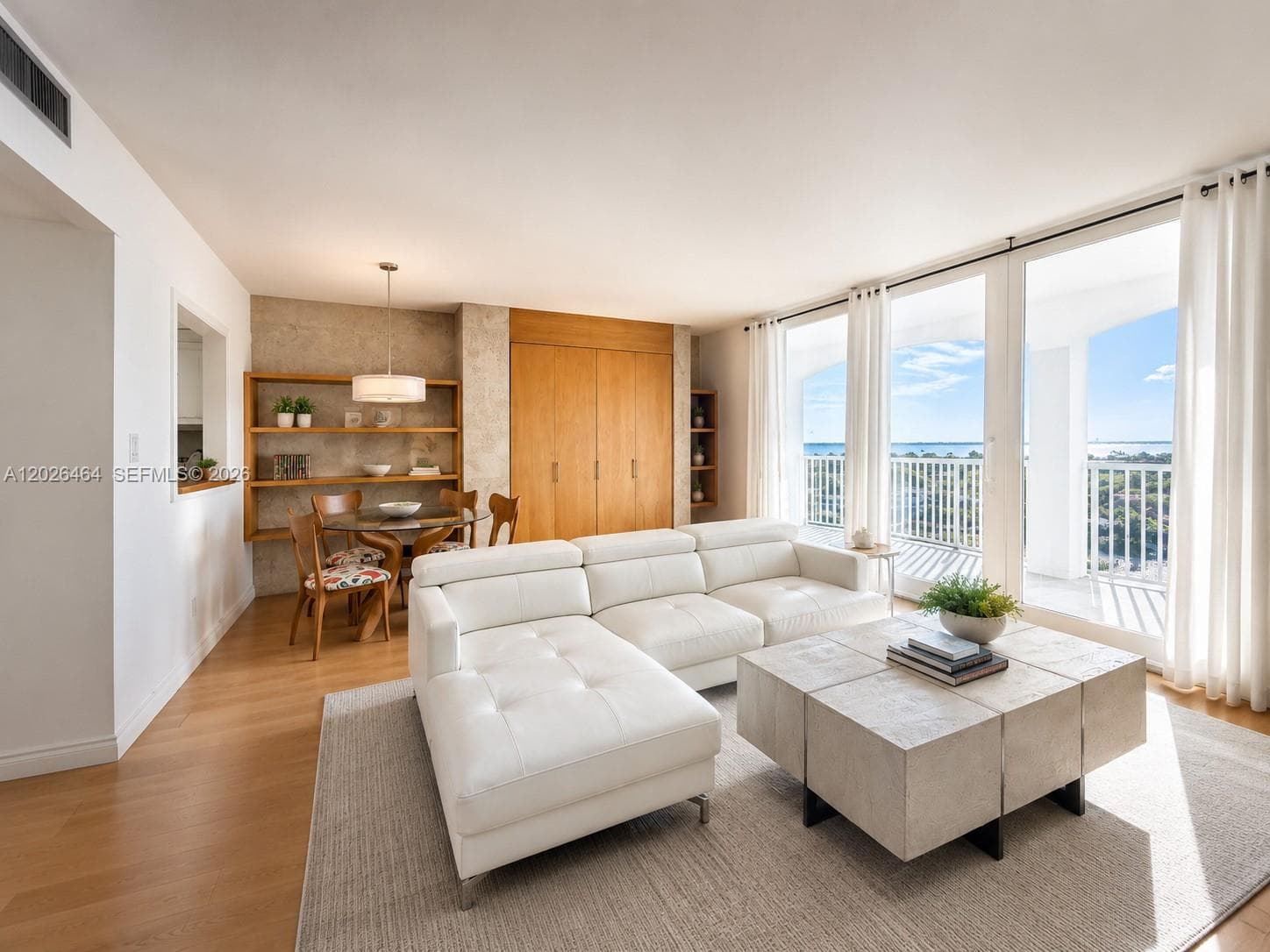 THE CARRIAGE HOUSE CONDO · #1022 in Miami Beach - Photo 1