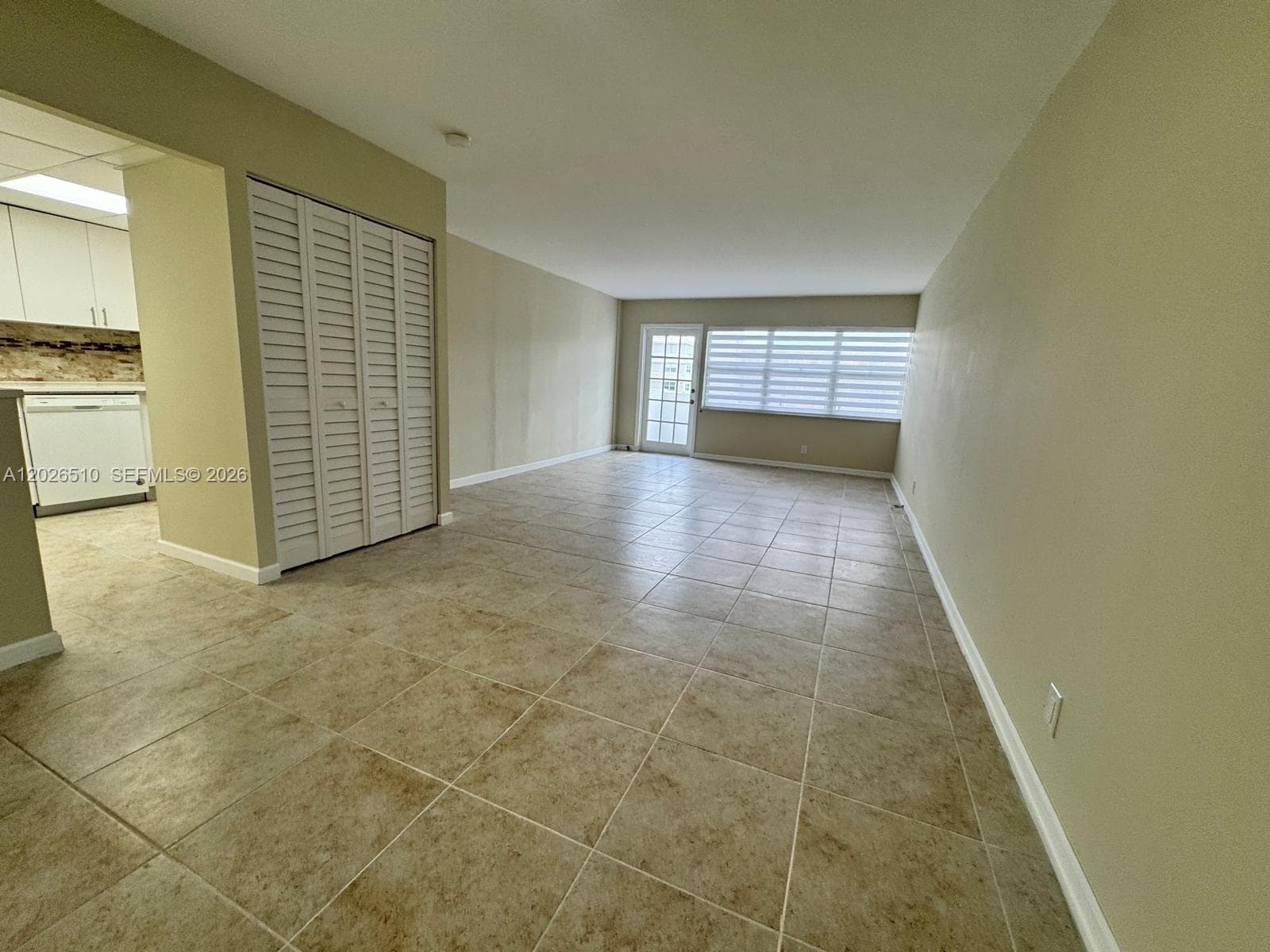 OCEAN VIEW TOWERS CONDO · #614 in Hallandale Beach - Photo 5