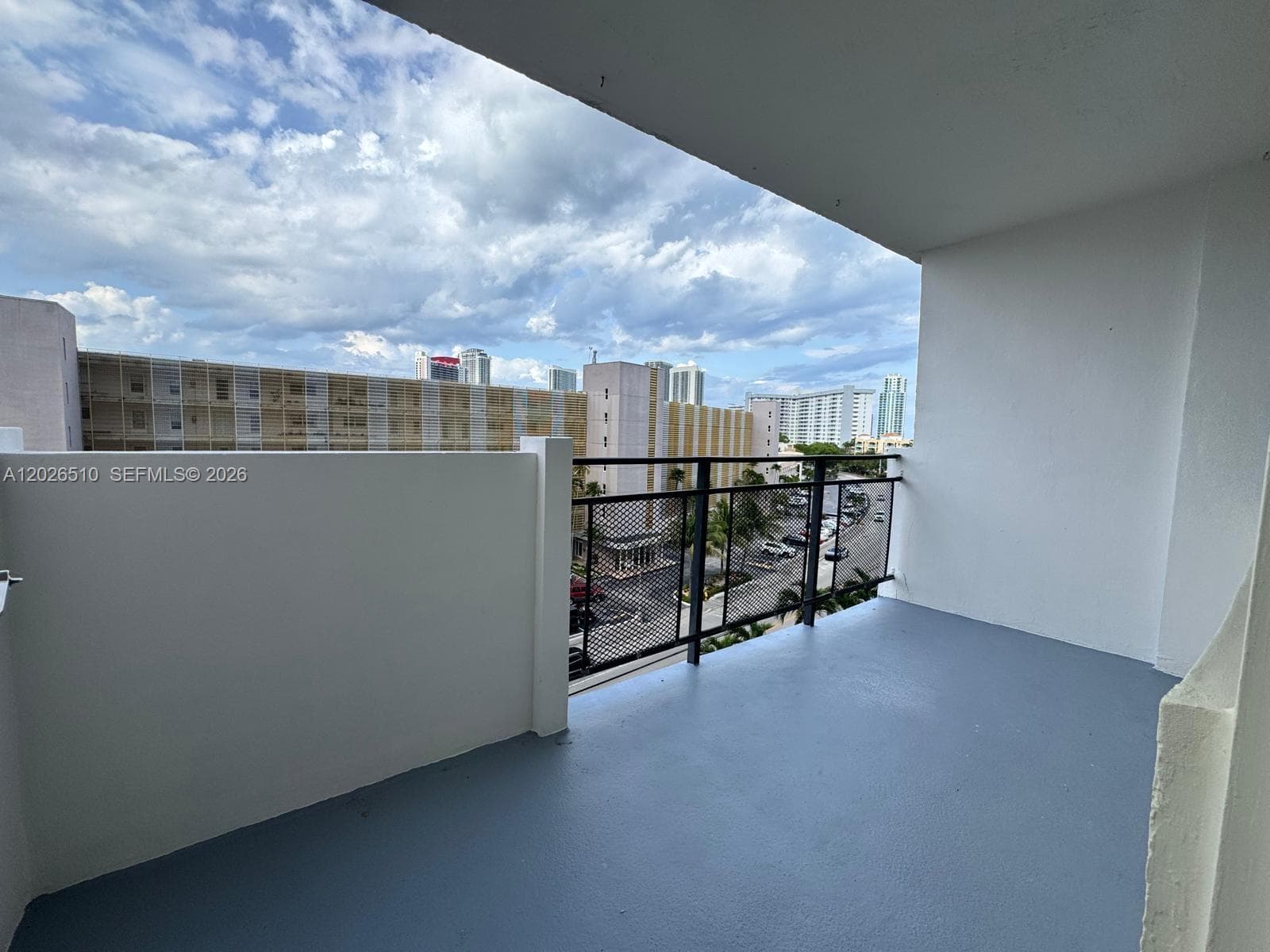 OCEAN VIEW TOWERS CONDO · #614 in Hallandale Beach - Photo 24